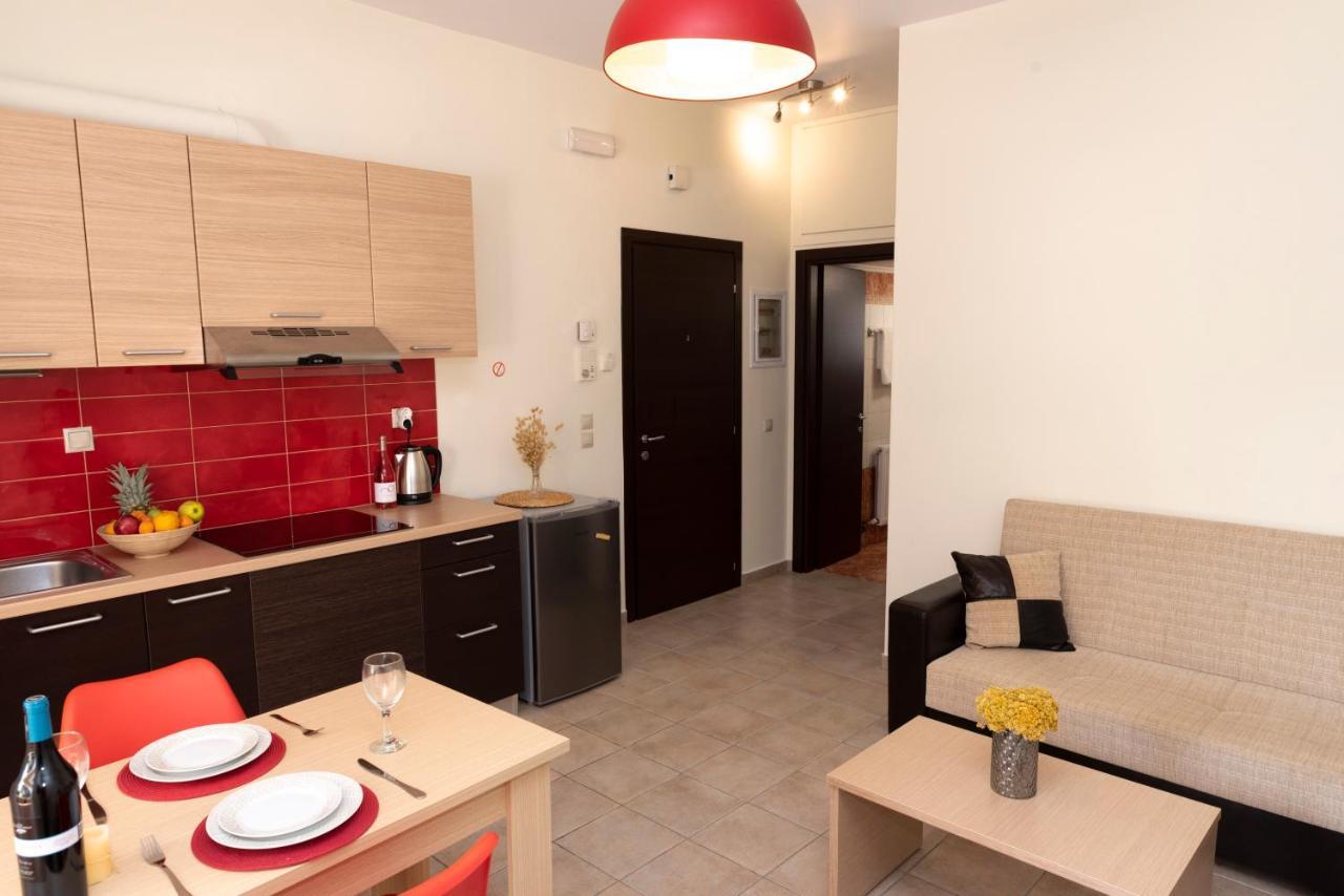 Plumi City Apartments Ханья Экстерьер фото
