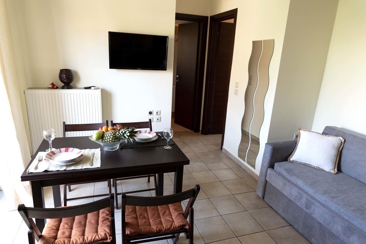 Plumi City Apartments Ханья Экстерьер фото